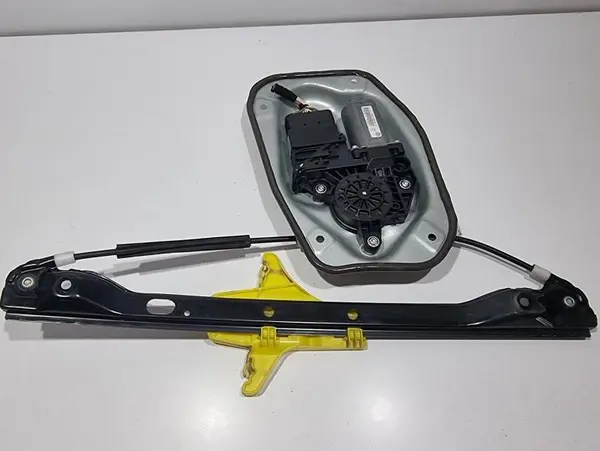 Macara geam electric cu motoras stanga spate 1K4839461A Volkswagen Golf 5 Plus (2004-2008)