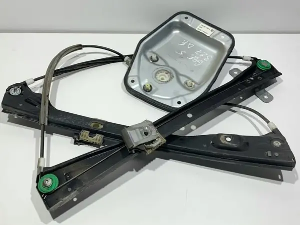 Macara geam electric dreapta fata 1K5837462B Volkswagen Golf 5 (2004-2009)