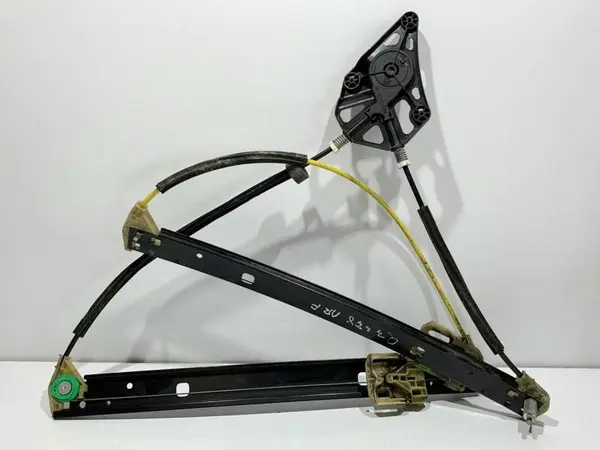 Macara geam electric dreapta fata 8U0837462 Audi Q3 (2011-2017) [8U]