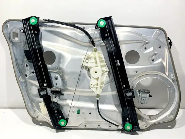 Macara geam electric dreapta fata A2075451240 Mercedes E-Class (2009->) [W212]