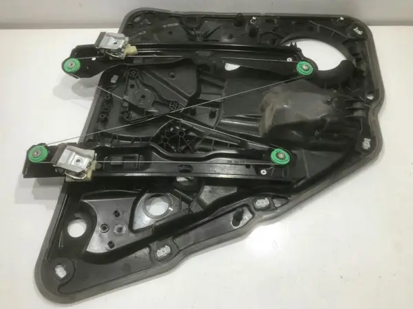 Macara geam electric dreapta spate 7P6839756A Volkswagen Touareg 2 (2010-2015) [7P]