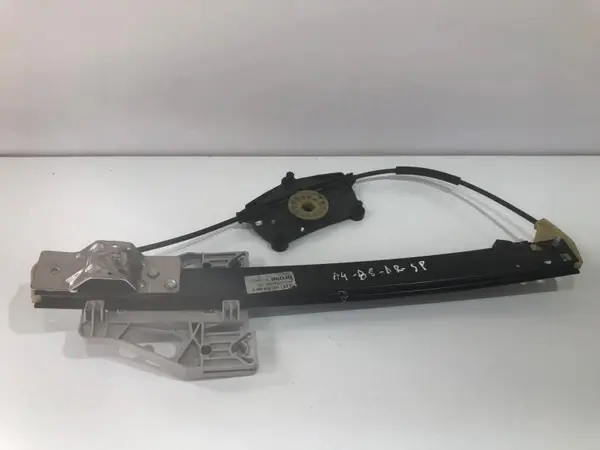 Macara geam electric dreapta spate 8k0839462c Audi A4 (2007-2011) [8K2, B8]