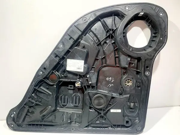 Macara geam electric dreapta spate A1667300279 Mercedes ML (06.2011-> [w166]