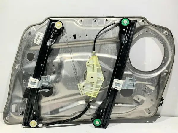 Macara geam electric stanga fata A2047200179 Mercedes C-Class (2007-2010) [W204]