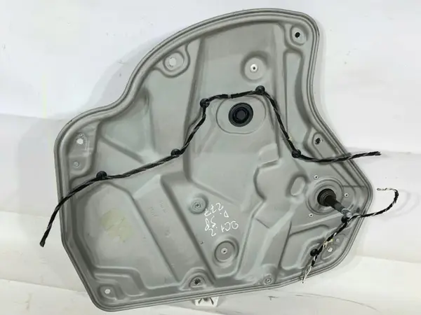 Macara geam manual dreapta spate 117795G Skoda Octavia 2 facelift (2008-2013)