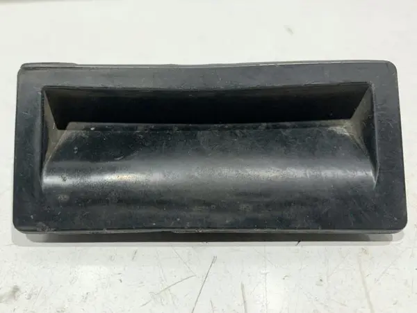 Maner capota spate 5N0827335B Volkswagen Tiguan (2007-2011)