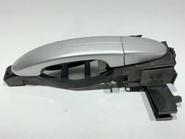 Maner usa dreapta fata culoare argintiu metalic Ford S-Max facelift (2010-2014)