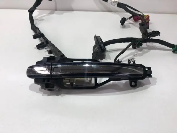 Maner usa dreapta spate 3d0837886l Volkswagen Phaeton facelift (2008-2010)