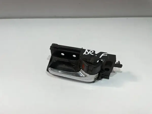 Maner usa interior dreapta fata 50594a2 Toyota Avensis (2003-2008) T25