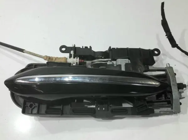 Maner usa stanga spate BMW Seria 7 (2008-2015) [F01, F02]