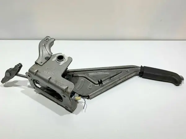 Maneta frana de mana 13351282 Opel Astra J (2009-2012)