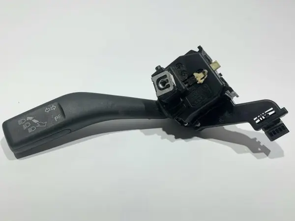 Maneta semnalizare 1K0953513E Seat Leon 2 (2005-2013)