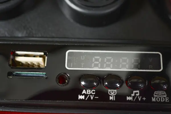Masinuta electrica pentru copii cu Licenta Mercedes AMG GTR Red,telecomanda,roti EVA,3 nivele viteza,acumulator 12V4Ah,usi cu deschidere,lumini LED,mufa MP3