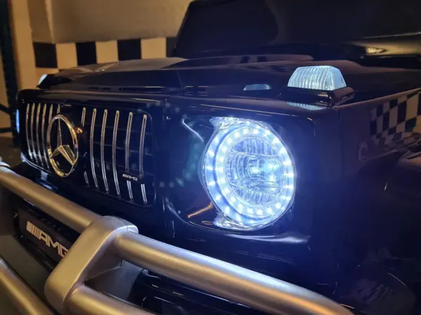 Masinuta electrica pentru copii Mercedes G63 AMG Negru Metalic, 24V, 2 locuri, licenta oficiala, telecomanda 2.4G