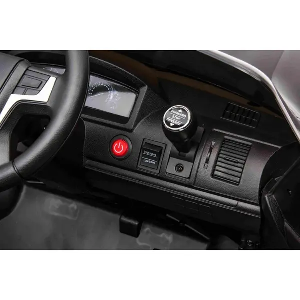 Masinuta electrica pentru copii Toyota Landcruiser Red cu roti EVA, scaun din piele, deschidere usi, scaun piele si telecomanda