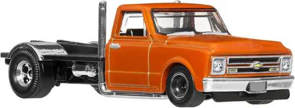Mașinuță metalică Hot Wheels Fast & Furious – Chevrolet C-10 Custom 1967, 1:64