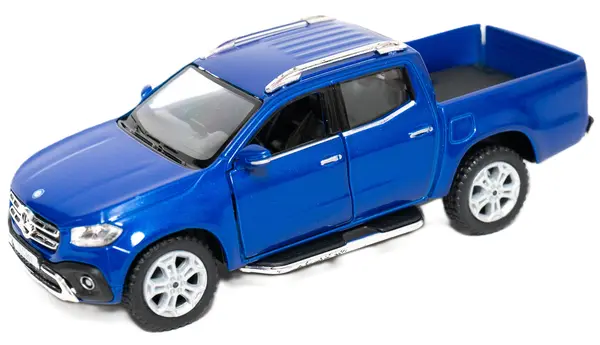 Mașinuță metalică Kinsmart - Mercedes-Benz X-Class, 1:42, albastru