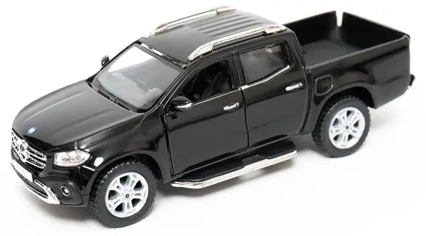 Mașinuță metalică Kinsmart - Mercedes-Benz X-Class, 1:42, neagră