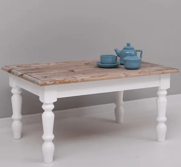 Masuta de cafea cu picioare strunjite cu finisaj Dublu color