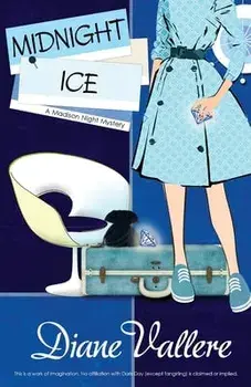 Midnight Ice: A Madison Night Mystery, Paperback/Diane Vallere