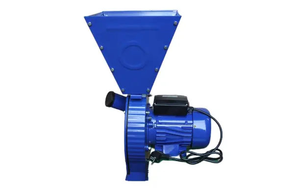 Moara Electrica Uruiala Albastra cu Cuva Inalta Extra Mare CMP1335AB, 4.5KW, 300kg/ora, 20 Ciocanele, 4 Site Incluse, Motor 100% Cupru, Protectie Suprasarcina
