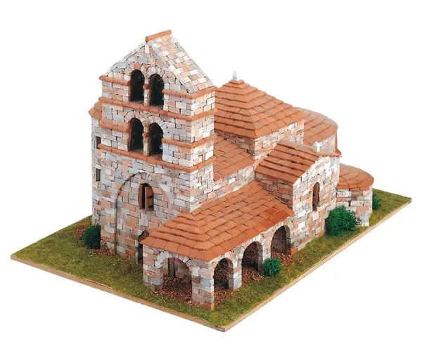 Model asamblat Domus Kits - Romantism 10, Biserică , St. Salvador de Cantamuda, Model cărămizi reale