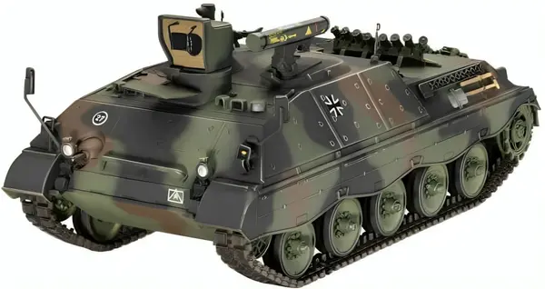Model asamblat Revell Militar: tancuri - distrugător de rachete ghidate Jaguar 1