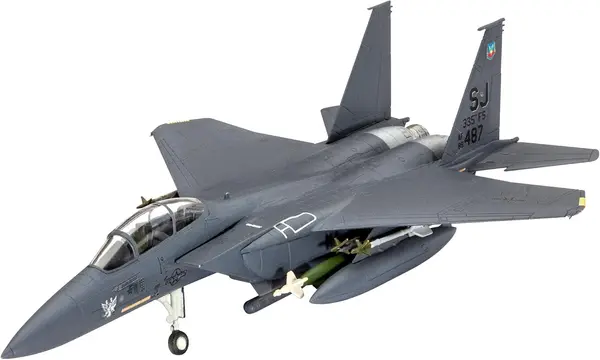 Model de asamblat Revell Militar: Avioane - F-15E Strike Eagle & Bombs (cu accesorii incluse)