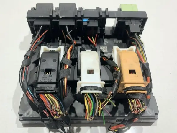 Modul confort 3AA937087A Volkswagen Passat B7 (2010-2014) 1.6 tdi; 2.0 tdi CAY; CFFB