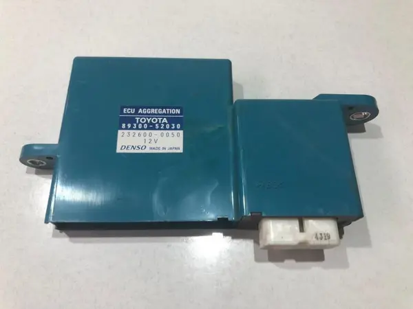Modul confort 89300-52030 Toyota Yaris (2005->) 2.2 d4d 2ad-ftv