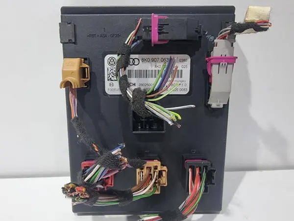 Modul confort bcm 8K0907063N Audi A4 (2007-2011) [8K2, B8] 2.0 tdi
