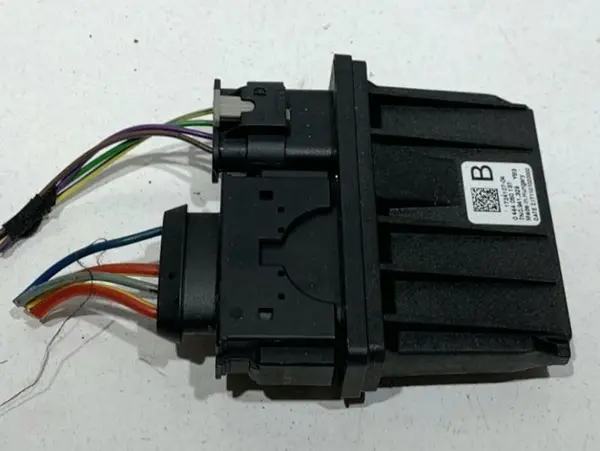 Modul control adblue 7N0941329 Volkswagen Golf 7 (2012-2017) 2.0 tdi DFGA