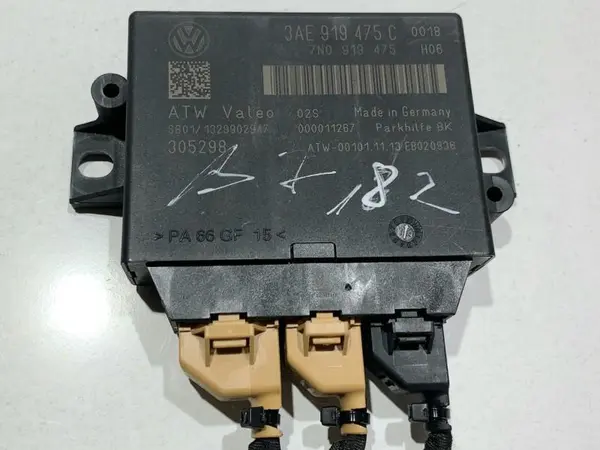 Modul senzori parcare 3AE919475C Volkswagen Passat CC (2008-2012)