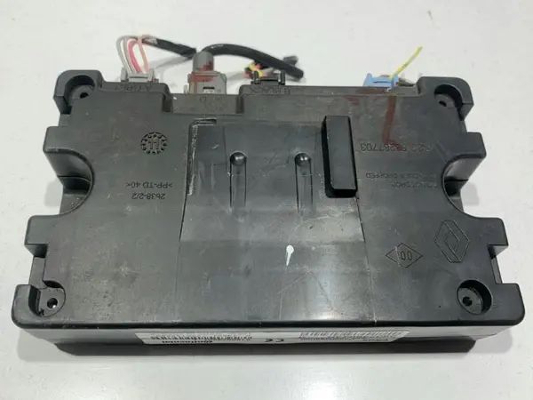 Modul / unitate navigatie gps 280246043R Renault Megane 3 facelift (2012-2016) 1.5 dci K9K (846)