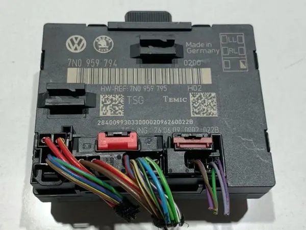 Modul usa dreapta spate 7N0959794 Skoda Superb 2 (2008-2013)
