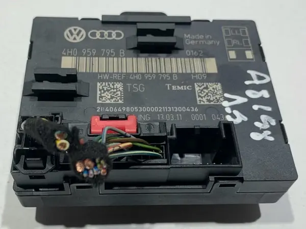 Modul usa stanga / dreapta spate 4H0959795B Volkswagen Touareg 2 (2010-2015) [7P]