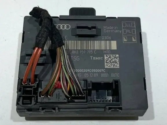 Modul usa stanga / dreapta spate 8K0959795C Audi A4 (2007-2011) [8K2, B8]