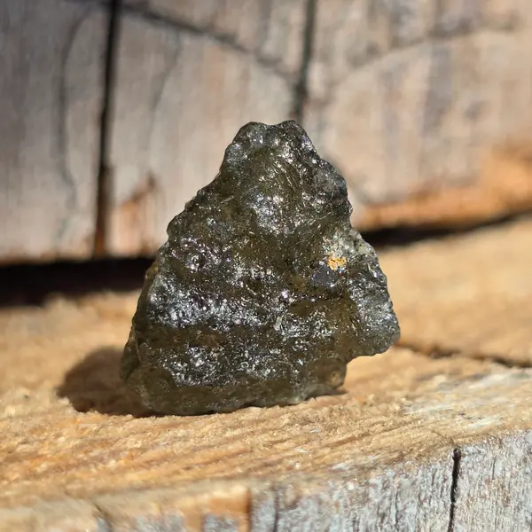 Moldavit piatra bruta model 6