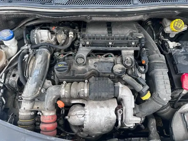 Motor complet fara anexe 115.000 km BHY Citroen C3 3 (2016-2020) 1.6 hdi BHY