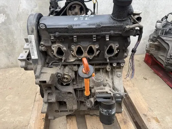 Motor complet fara anexe 180.000 km BSE Skoda Octavia 2 (2004-2008) 1.6 mpi BSE