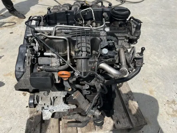 Motor complet fara anexe CAYA Volkswagen Golf 6 (2008-2013) 1.6 tdi; 1.6 tdi CAY; CAYA