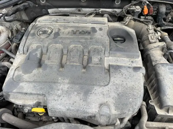Motor complet fara anexe CLHA Seat Leon 3 (2012-2016) 1.6 tdi CLHA
