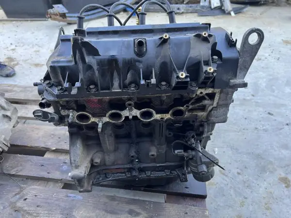 Motor complet fara anexe D4F (732) Dacia Sandero 2 (2012-2017) 1.2 benzina D4F (732)