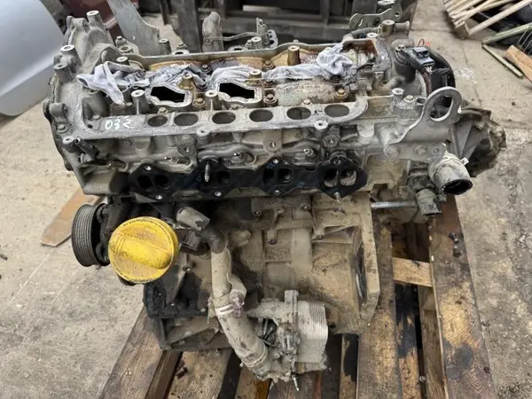Motor complet fara anexe M9R (802) Nissan Qashqai (2007-2010) [J10] 2.0 dci M9R (802)