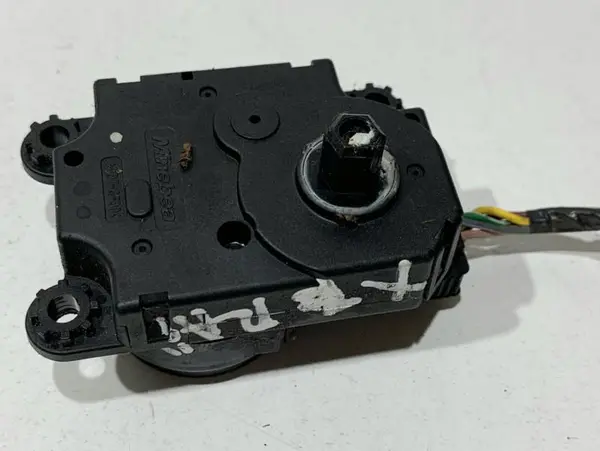 Motoras aeroterma 277T14BU1A Nissan Qashqai 2 (2013-2016) [J11]