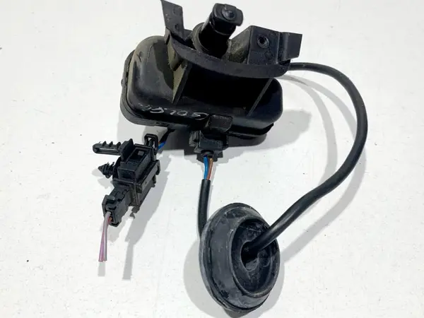 Motoras deschidere clapeta rezervor 5N0810773F Volkswagen Scirocco 3(2008-2014)