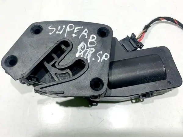 Motoras luneta dreapta 3T0827300C Skoda Superb 2 facelift (2013-2015)