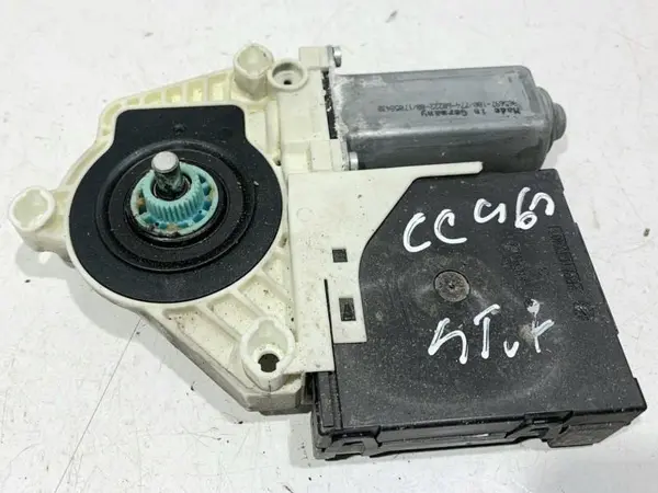 Motoras macara geam cu modul stanga fata 1K0959793P Seat Leon 2 (2005-2013)
