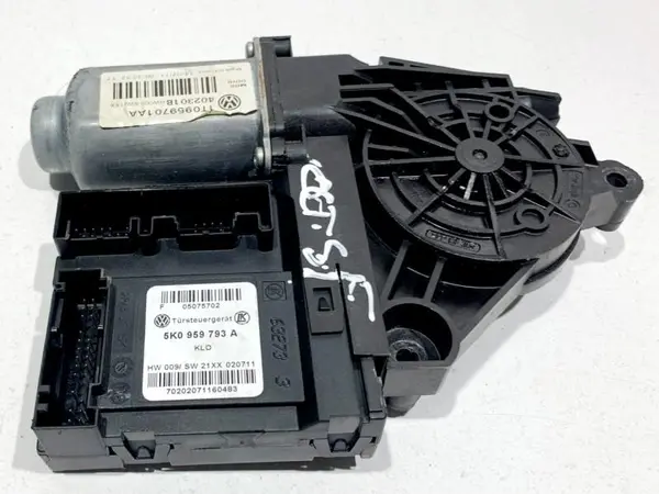 Motoras macara geam cu modul stanga fata 5K0959793A Skoda Octavia 2 (2004-2008)