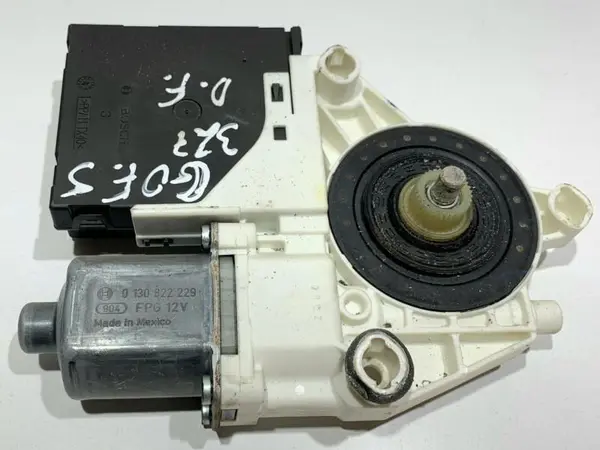 Motoras macara geam dreapta fata 1K0959792M Seat Leon 2 (2005-2013)